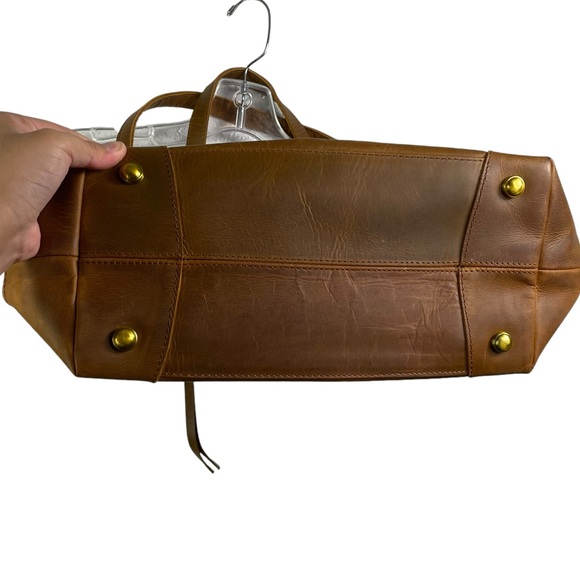 Montana Hudson EVA LEATHER ZIP TOTE - Picture 7 of 9